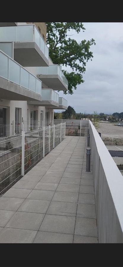 Appartement Avec Balcon/Terrasse Monteux Exterior foto